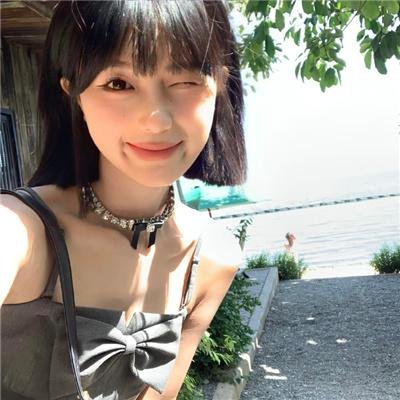 树林里的夫妻